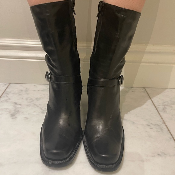 Black Cesare Paciotti Boots - Picture 2 of 5